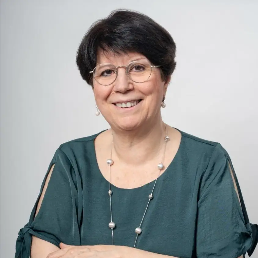Dra. María Jesús Clavera
